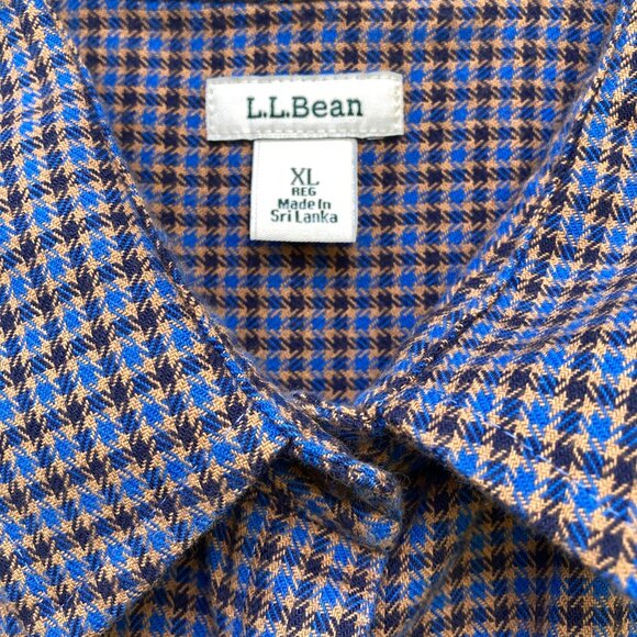 LL Bean Women's Plaid Flannel Shirt, Size XL, Blue Black Tan Cotton Pockets - Picture 2 of 11